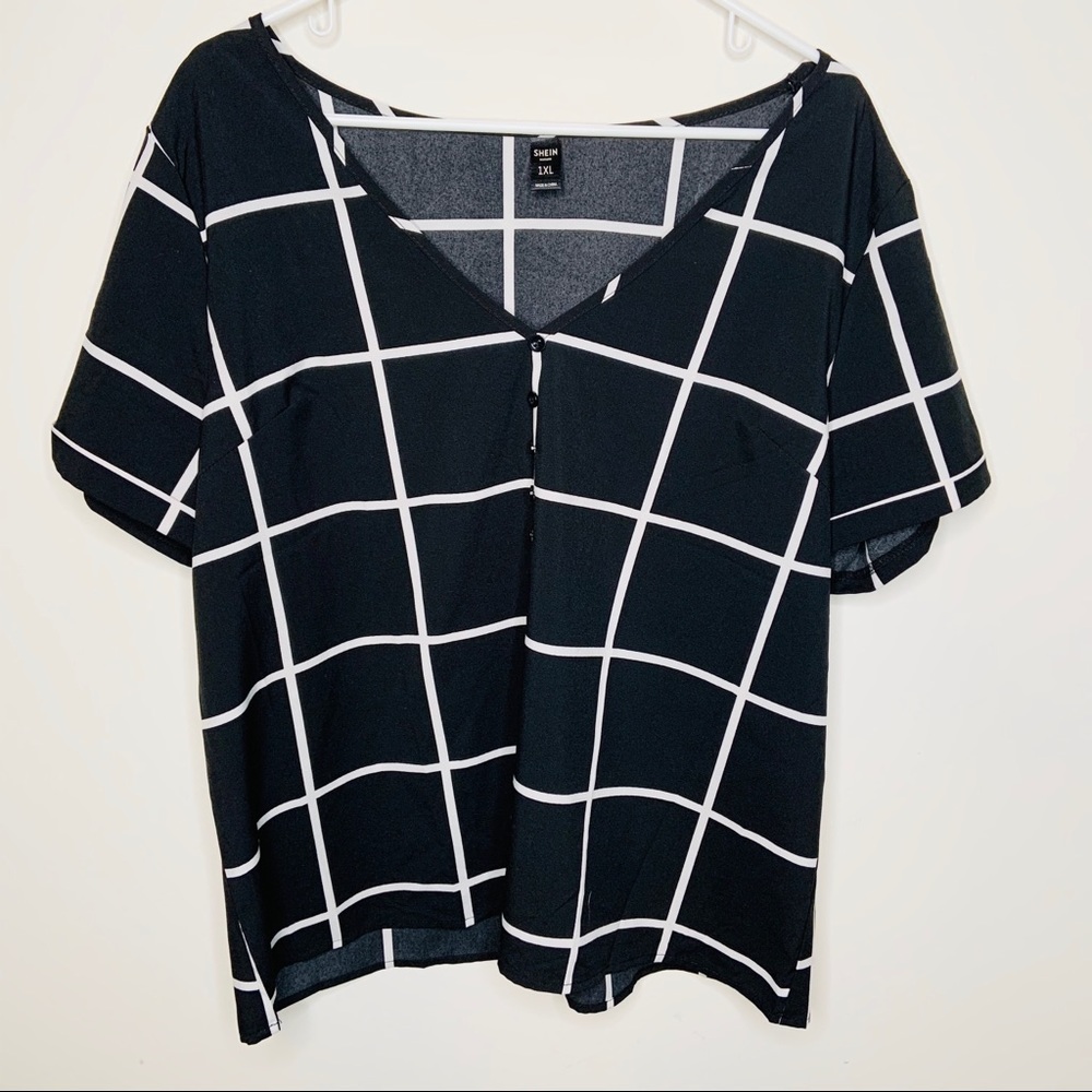SHEIN Black White Short Cuffed Sleeve Blouse